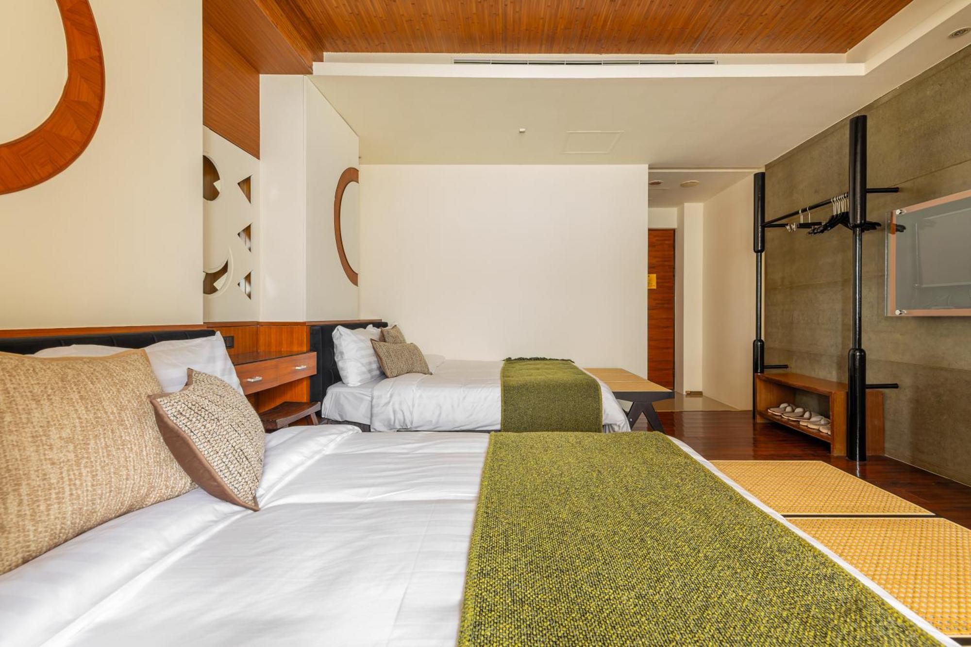 Sun Moon Lake Itathao Vacation Inn With Elevator Jücsi Kültér fotó