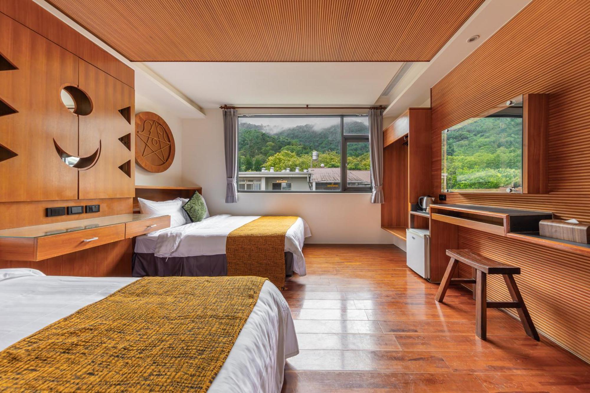 Sun Moon Lake Itathao Vacation Inn With Elevator Jücsi Kültér fotó