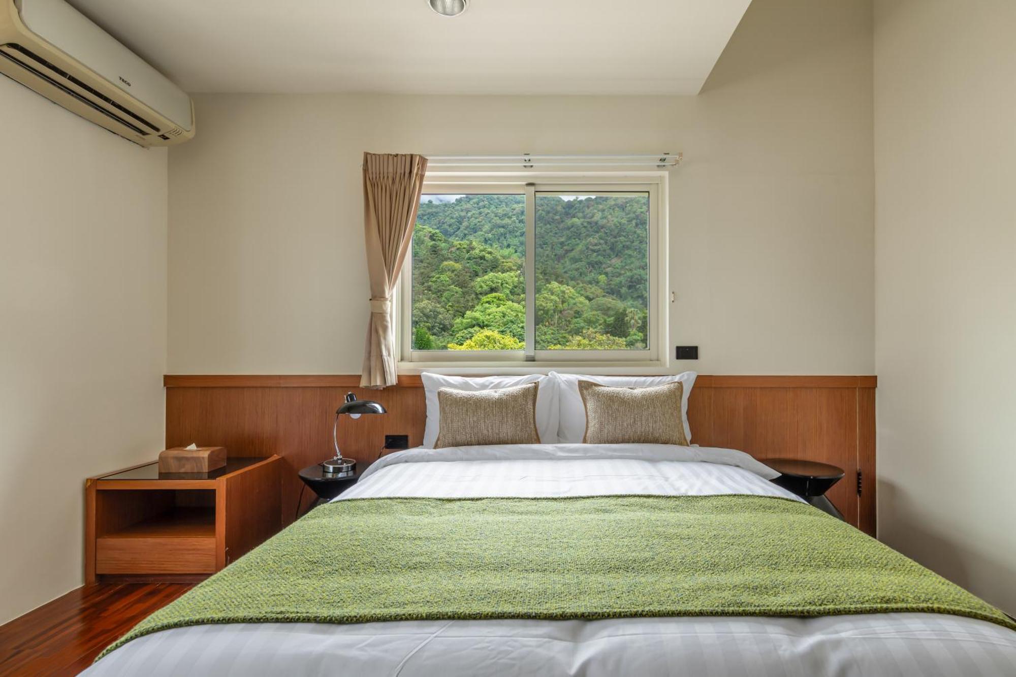 Sun Moon Lake Itathao Vacation Inn With Elevator Jücsi Kültér fotó