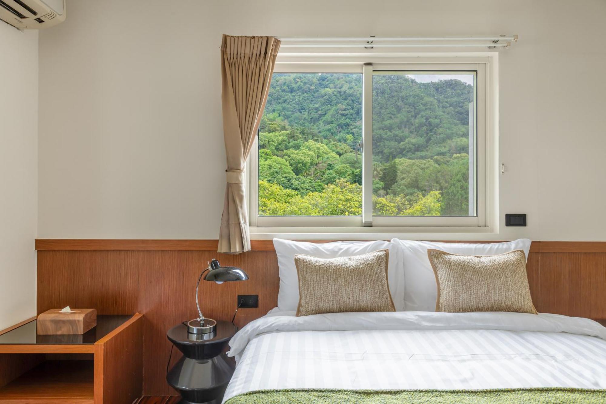 Sun Moon Lake Itathao Vacation Inn With Elevator Jücsi Kültér fotó