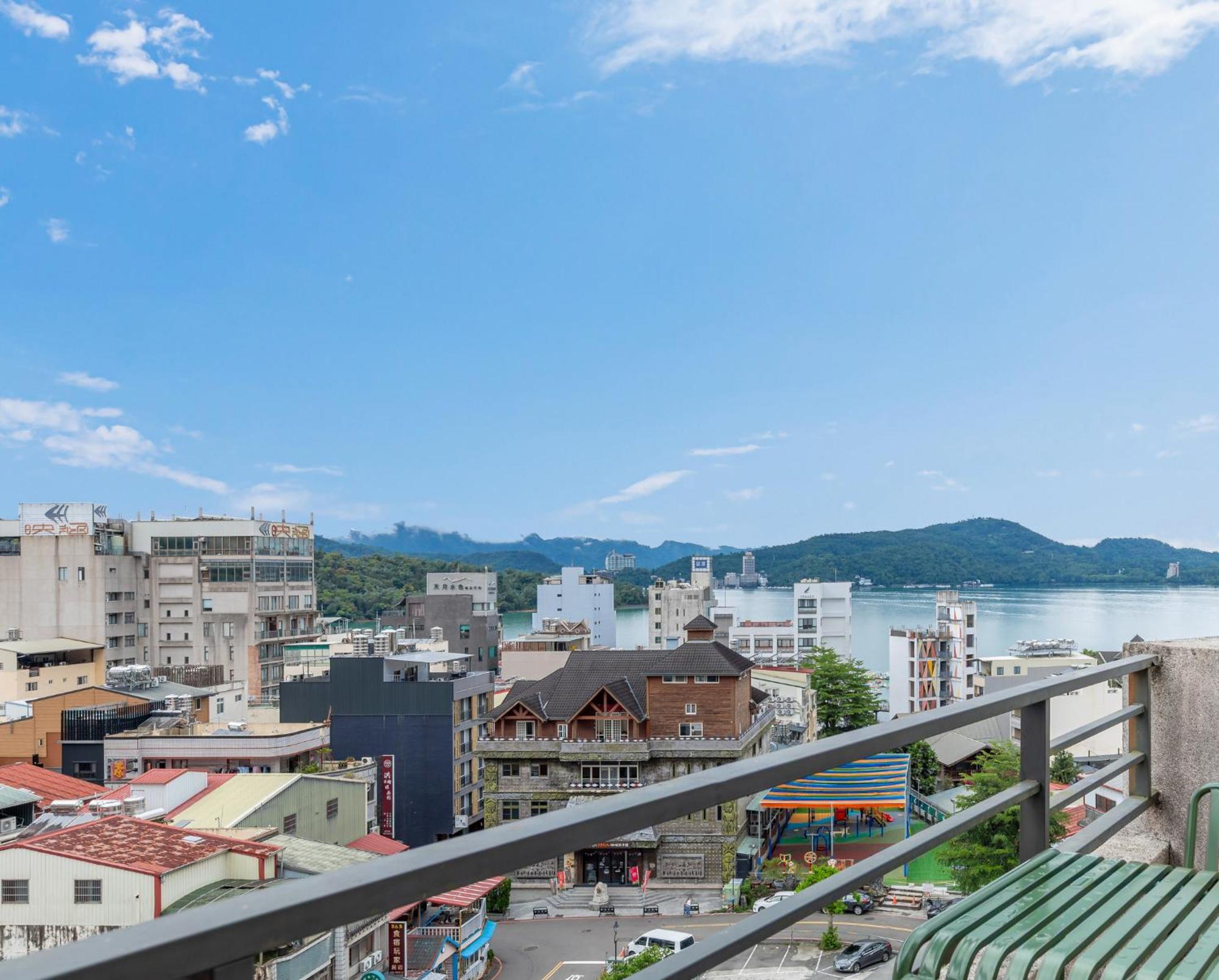 Sun Moon Lake Itathao Vacation Inn With Elevator Jücsi Kültér fotó